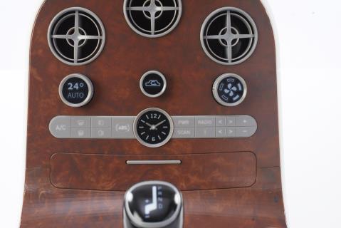 j750-console-part-buttons-1