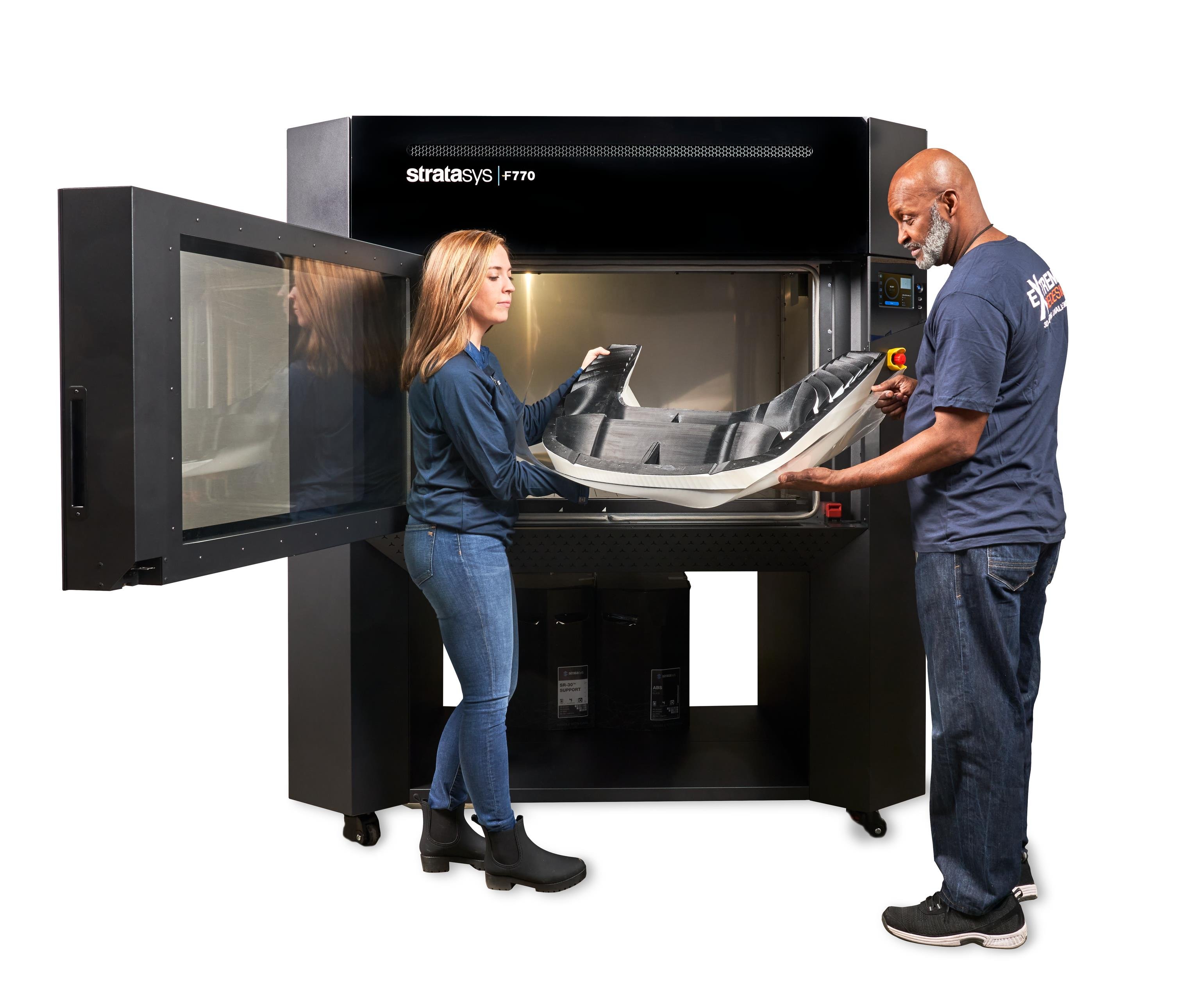 F770 Two People with Printed Part.jpg